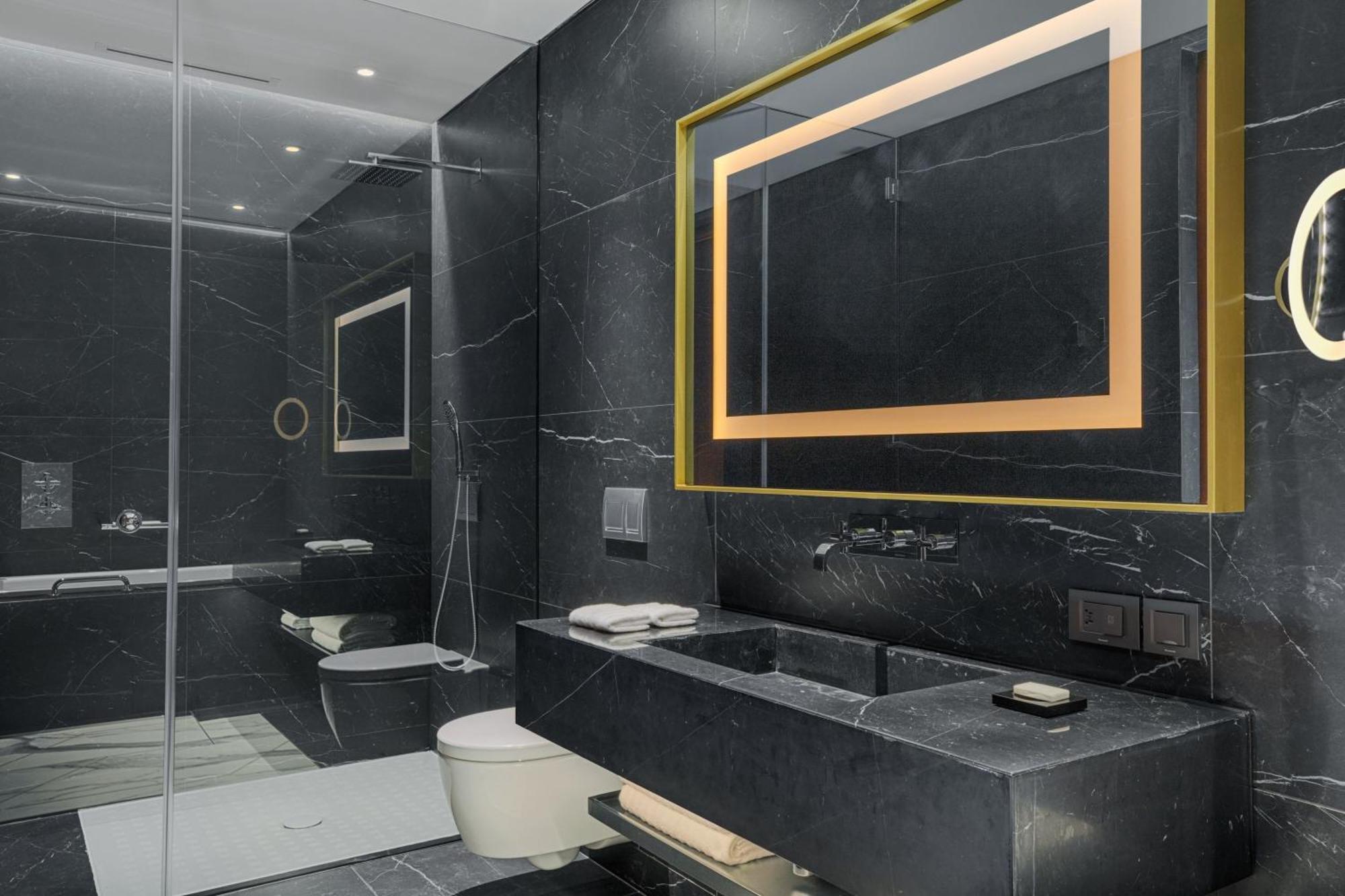 отель Le Meridien Батуми Экстерьер фото