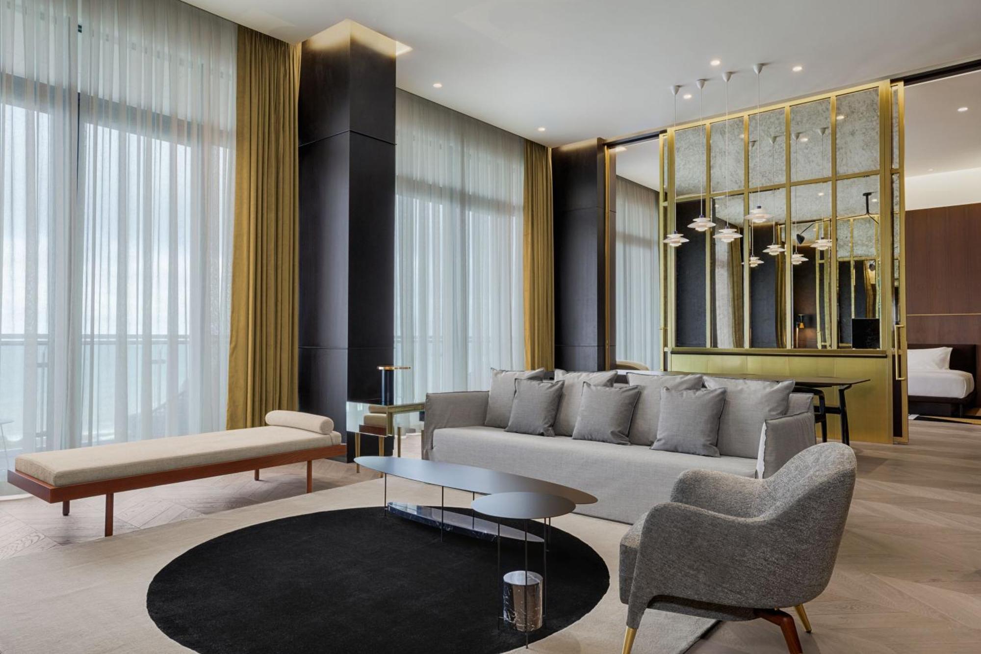 отель Le Meridien Батуми Экстерьер фото